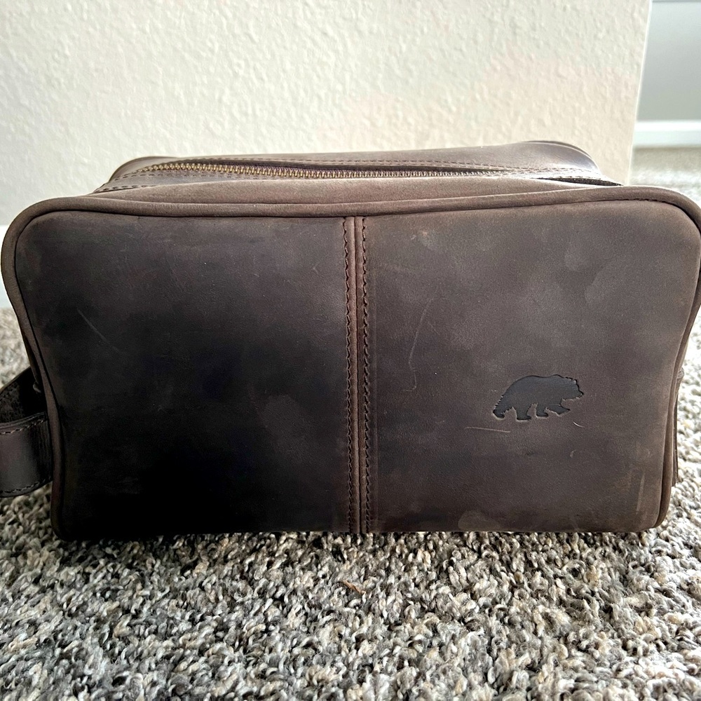Kodiak leather LIMITED EDITION - Yukon Dopp Bag